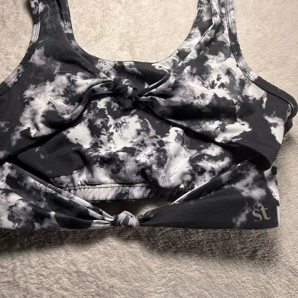 strut this women’s black and white tie dye cycle bar medium sports bra - Picture 3 of 4